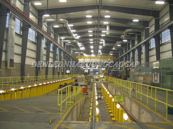 Đèn công nghiệp 100w BMKT2 chiếu sáng hiệu quả cho nhà xưởng